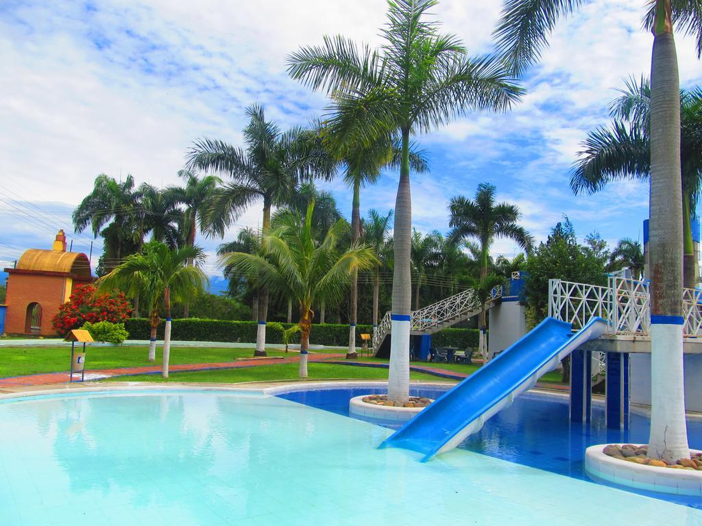 Hotel Sunrise By Hype Apiay Bagian luar foto