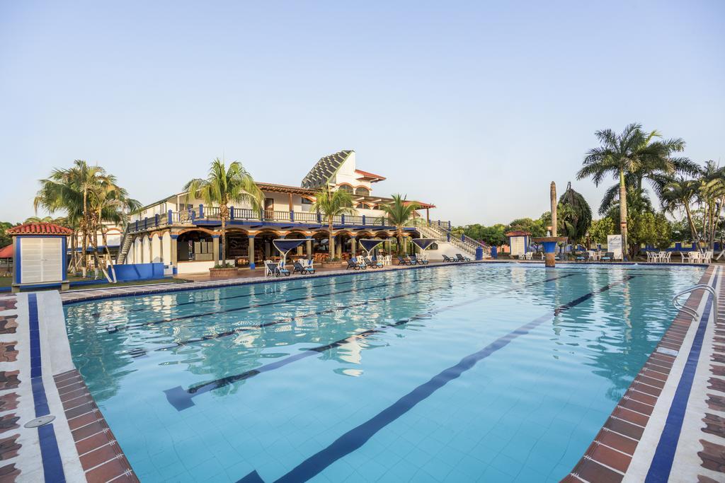 Hotel Sunrise By Hype Apiay Bagian luar foto